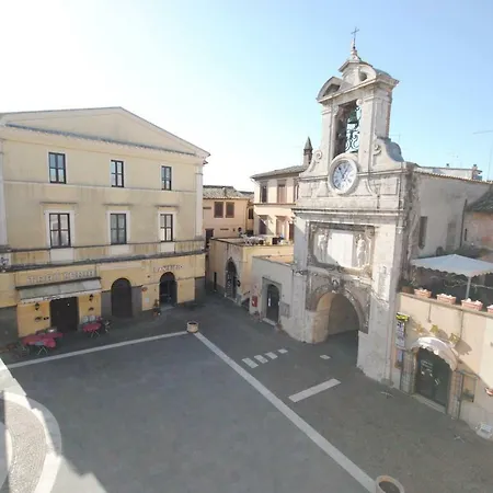 Casa Piazza Del Comune Sutri