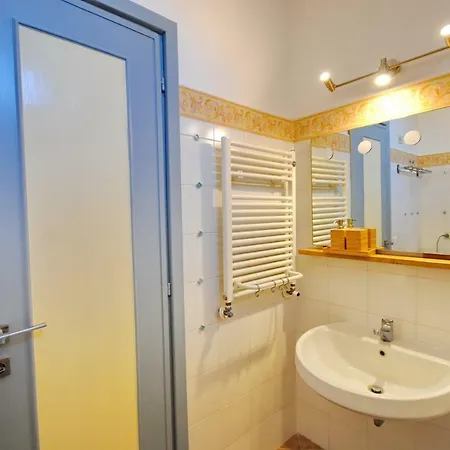 Casa Piazza Del Comune Apartment